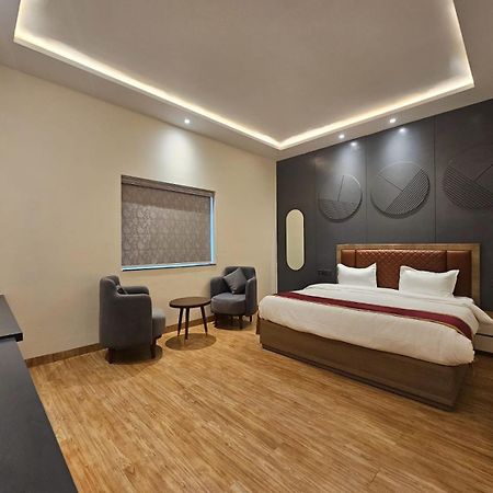 Hotel Elara 德拉敦 外观 照片
